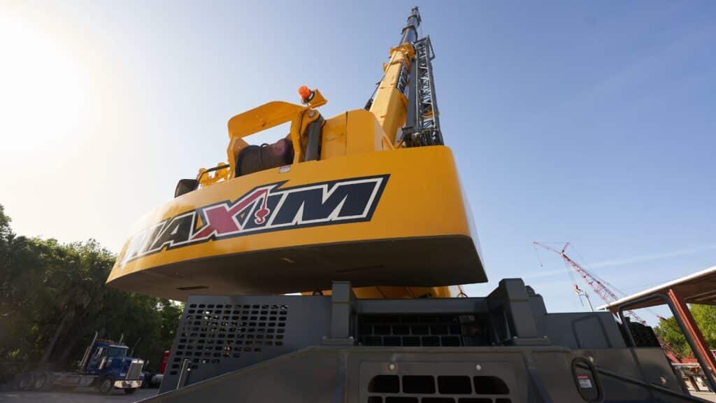 Front closeup shot of a Maxim crane for rent