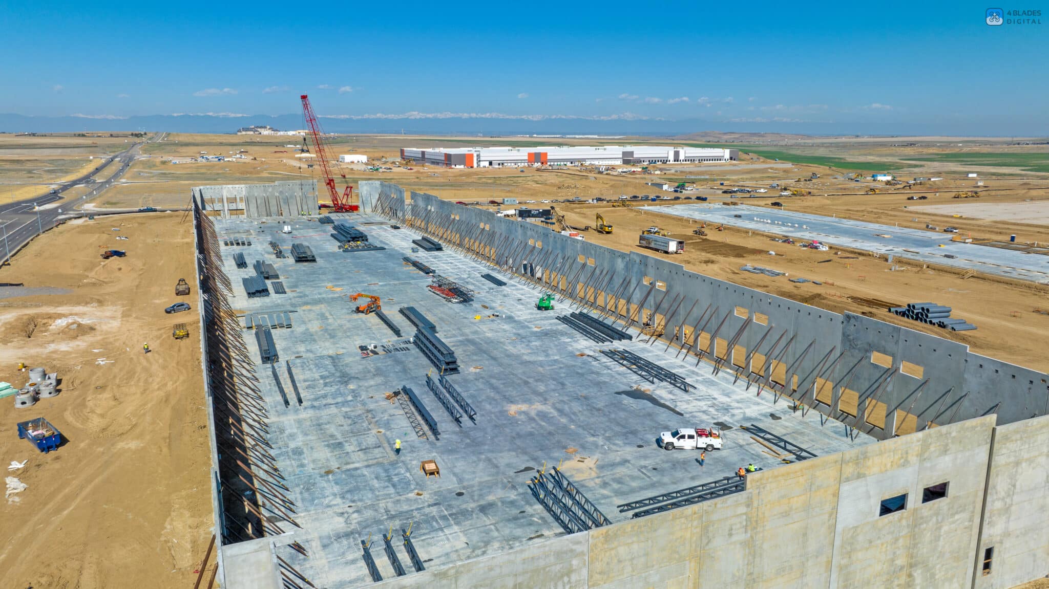 Maxim Crane crawler Crane on Tilt-up Construction project at Denali Logistics Park in Denver, CO
