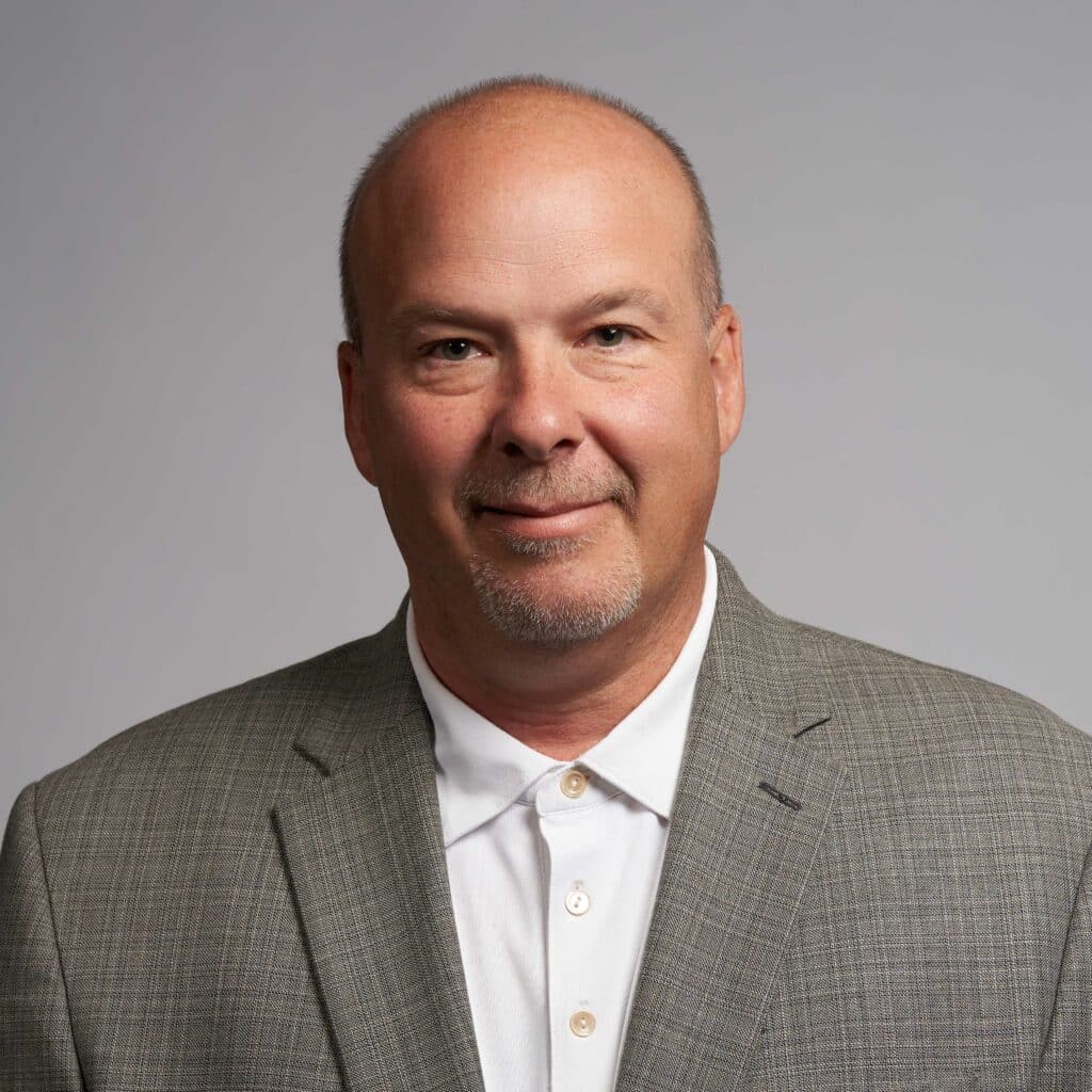 Larry Lis, Maxim Crane Works COO